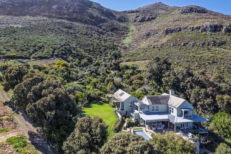 To Let 5 Bedroom Property for Rent in De Goede Hoop Western Cape